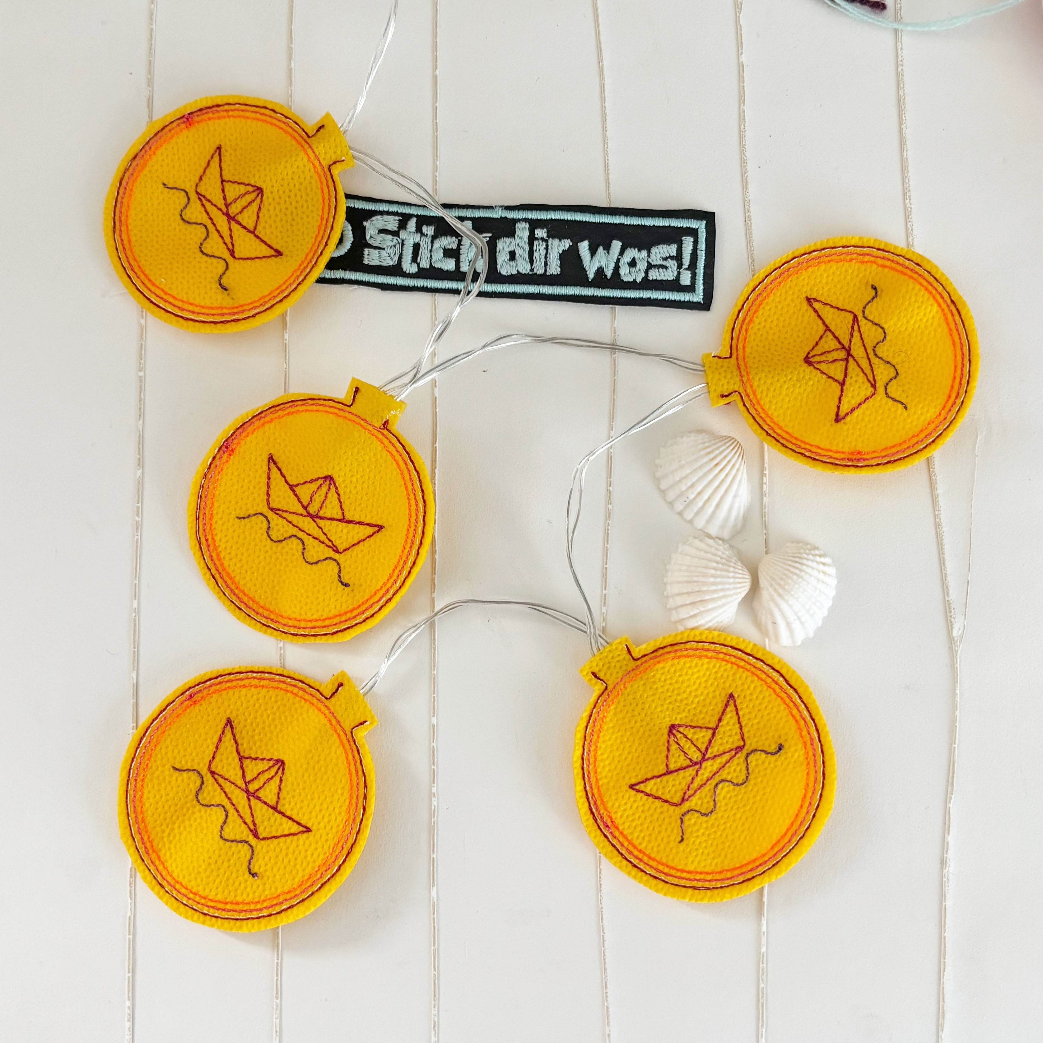 5x Stickdatei Schiffe Lichterkettencover - Sewando