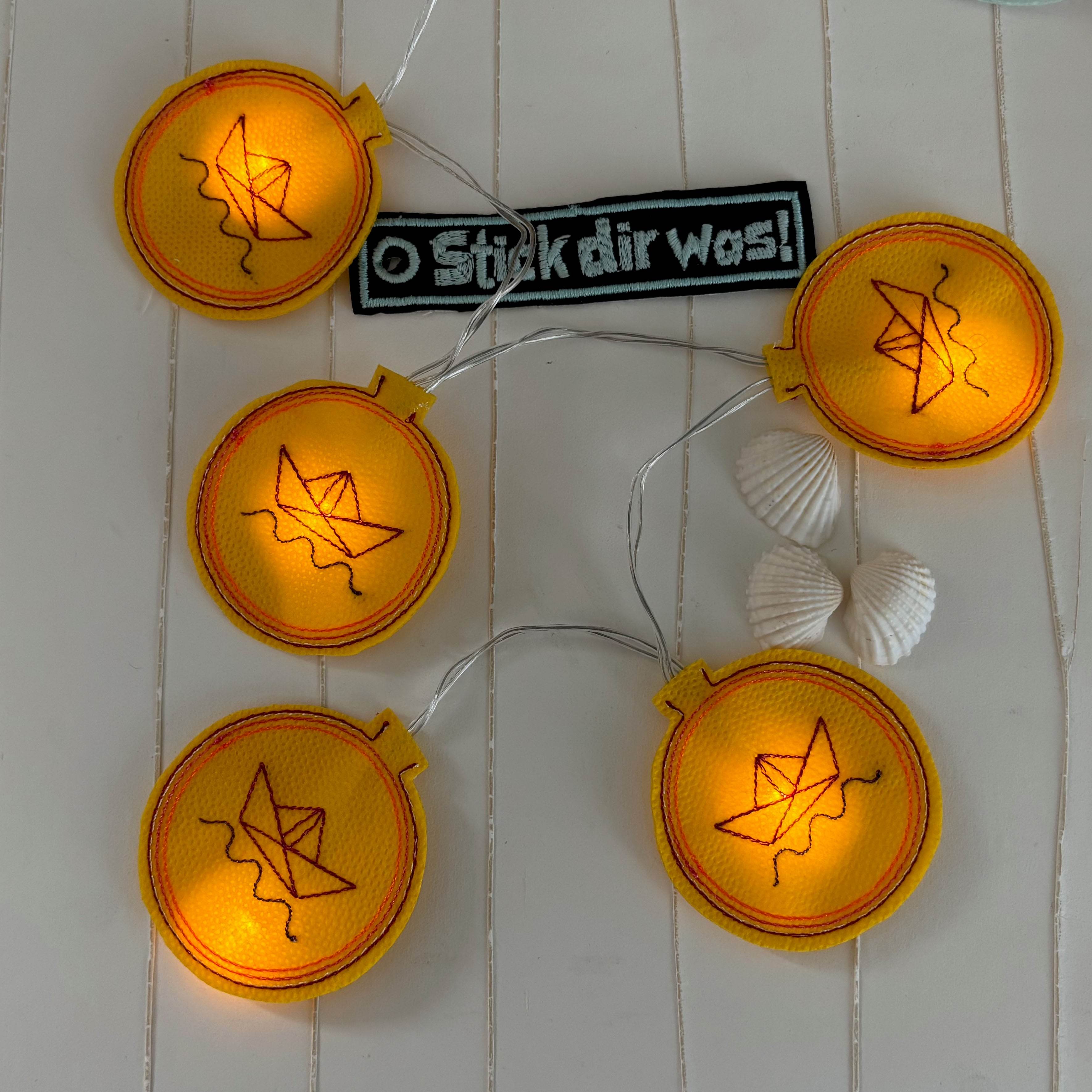 5x Stickdatei Schiffe Lichterkettencover - Sewando