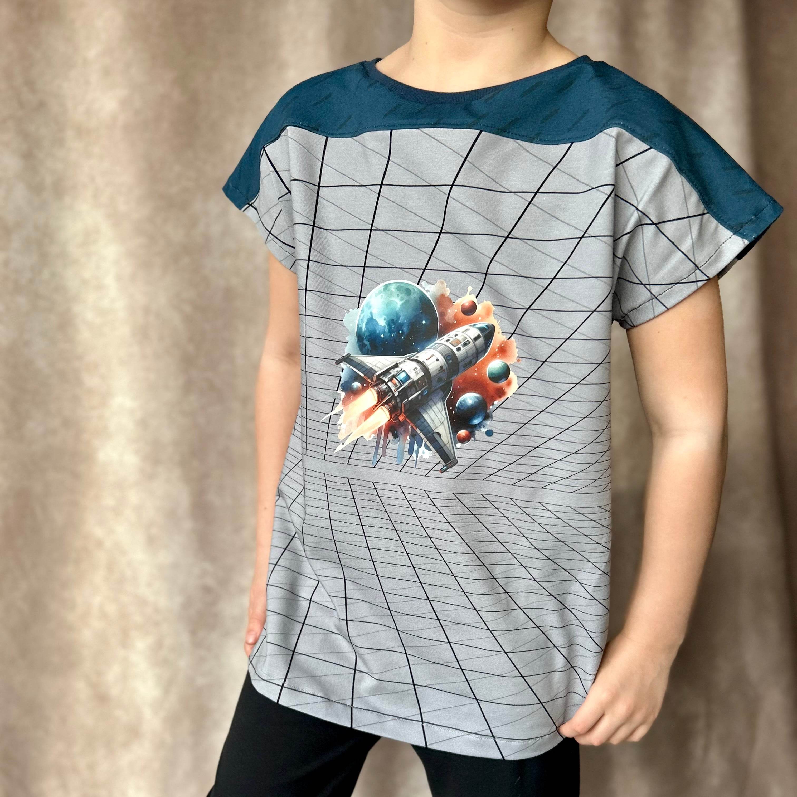 Schnittmuster Main ChillShirt - Langarm/Kurzarm Shirt mit überschnittenen Ärmeln & Teilungen - 80-164 - Sewando