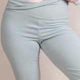 Mid-Rise Leggings mit Foldover-Bund und Flared Leg (Schnittmuster) – Gr. 30-48