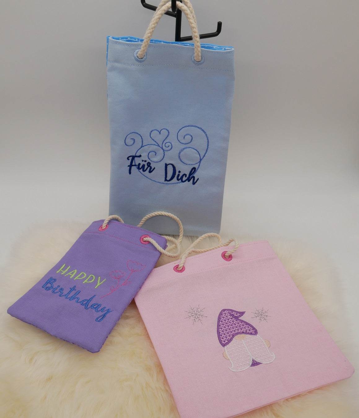 Stickdatei Set ITH Geschenkbeutel zu Geburtstag, Weihnachten, Ostern oder als Dankeschön! - Sewando