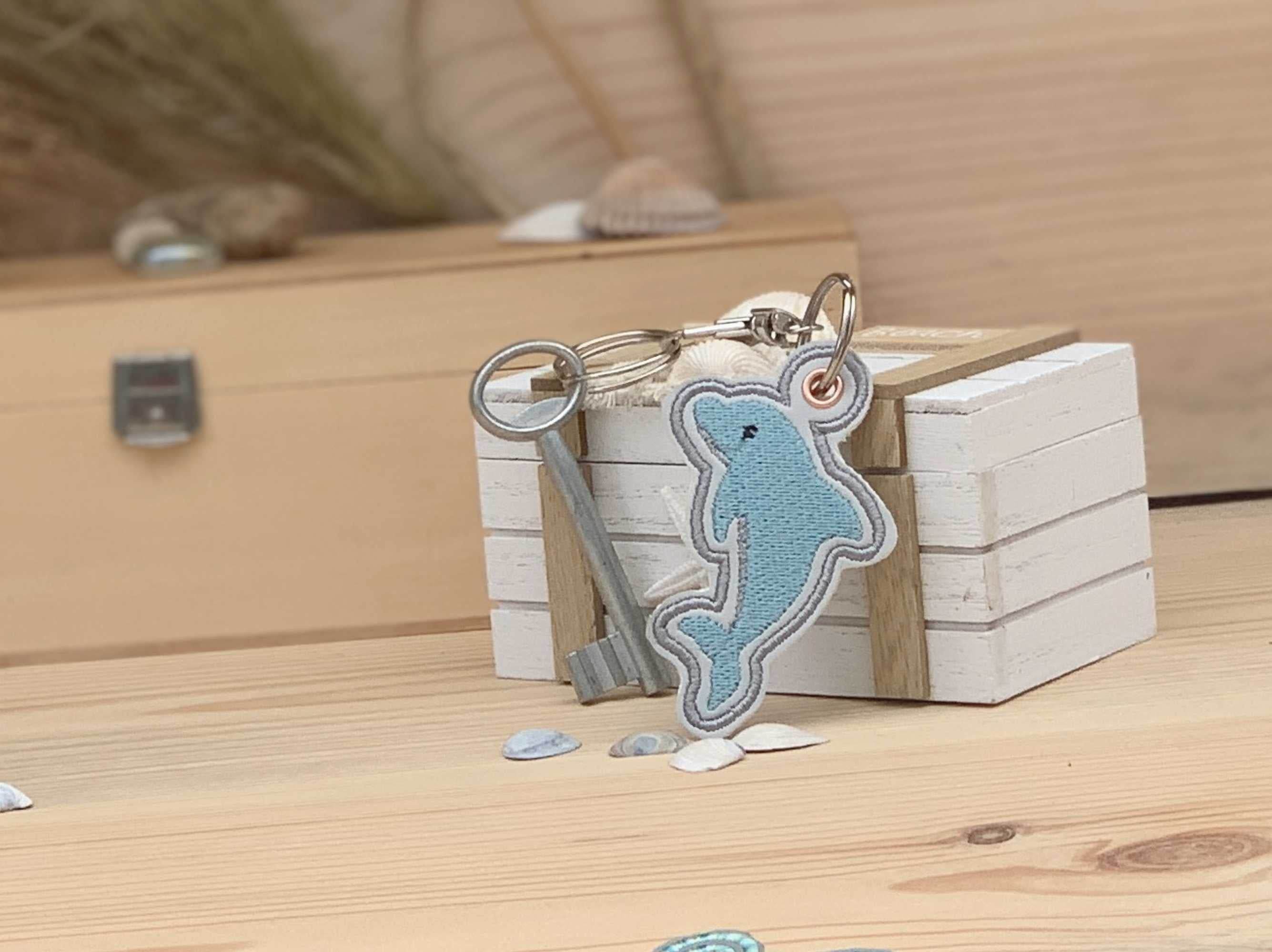 Stickdatei Delfin Anhänger für 10x10 Rahmen - Sewando