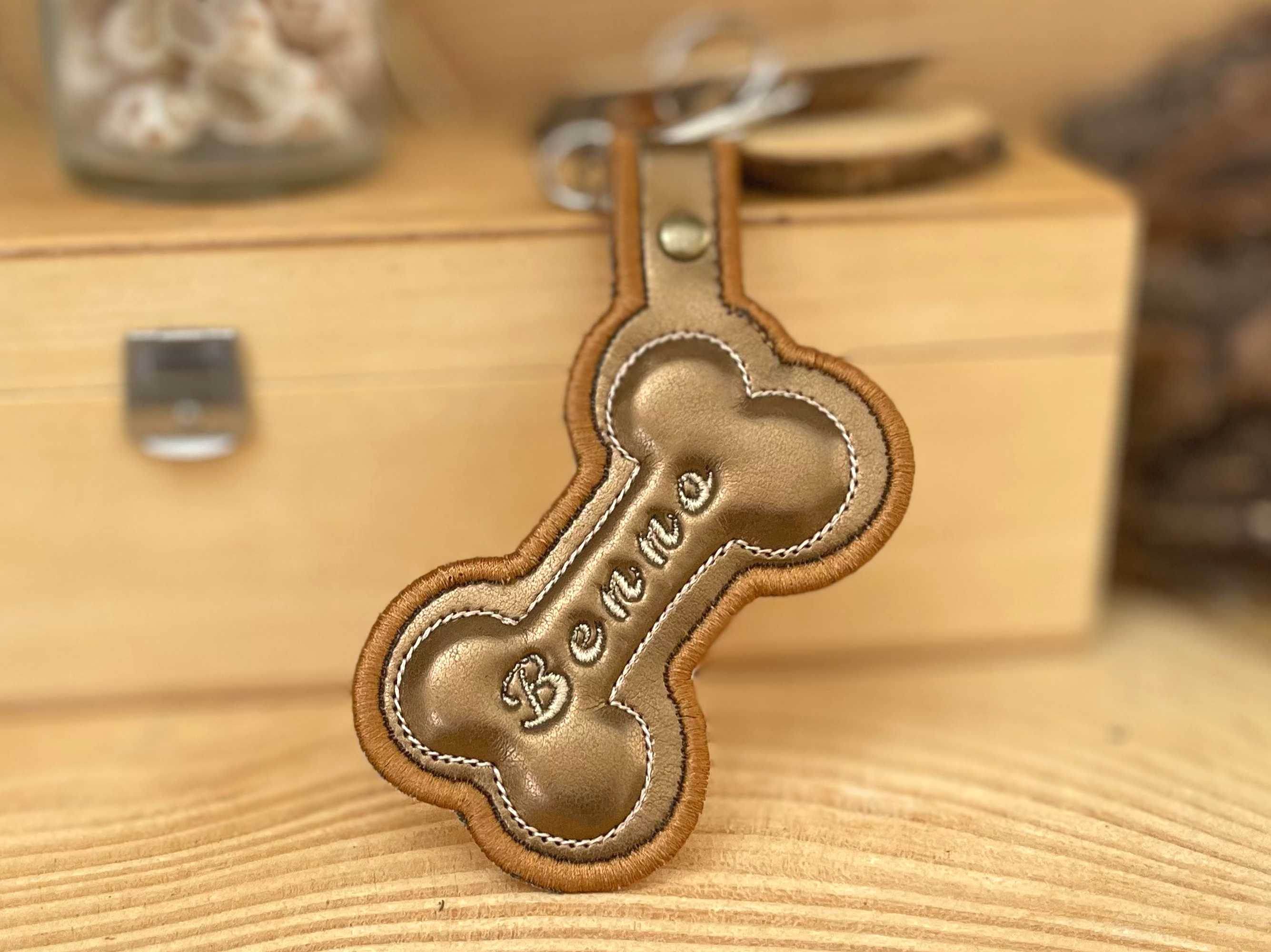 Stickdatei Knochen, Großer 3D Anhänger 9x13 mit Schlaufe - Sewando