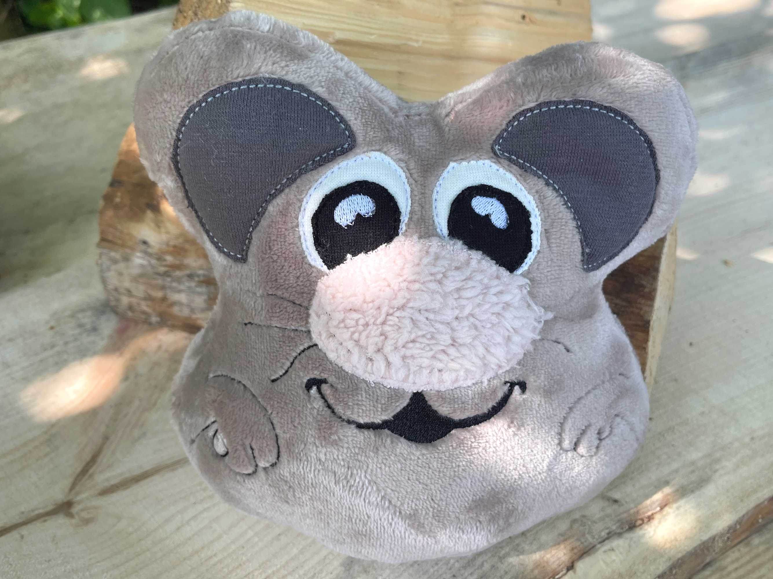 Stickdatei Maus 20x23, ITH Kuscheltier mit Applikationen - Sewando