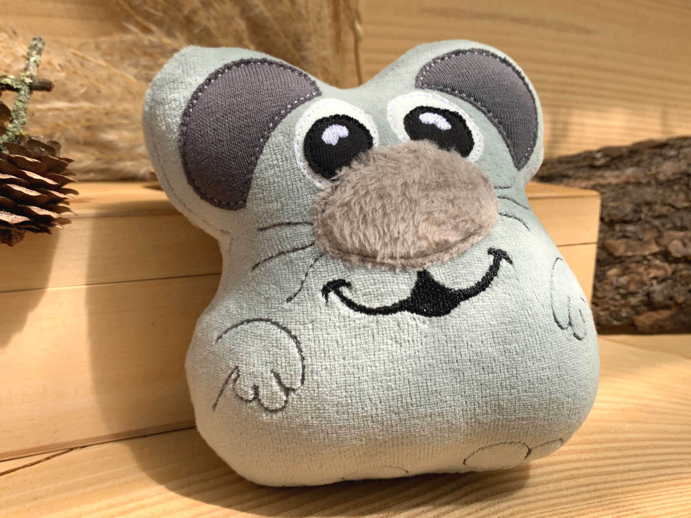 Stickdatei Maus ITH 15x17, In The Hoop Kuscheltier mit Applikationen - Sewando