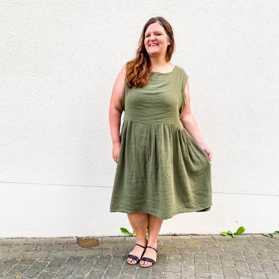 Schnittmuster Kleid Lilje Mor Gr. 32-50 - Sewando