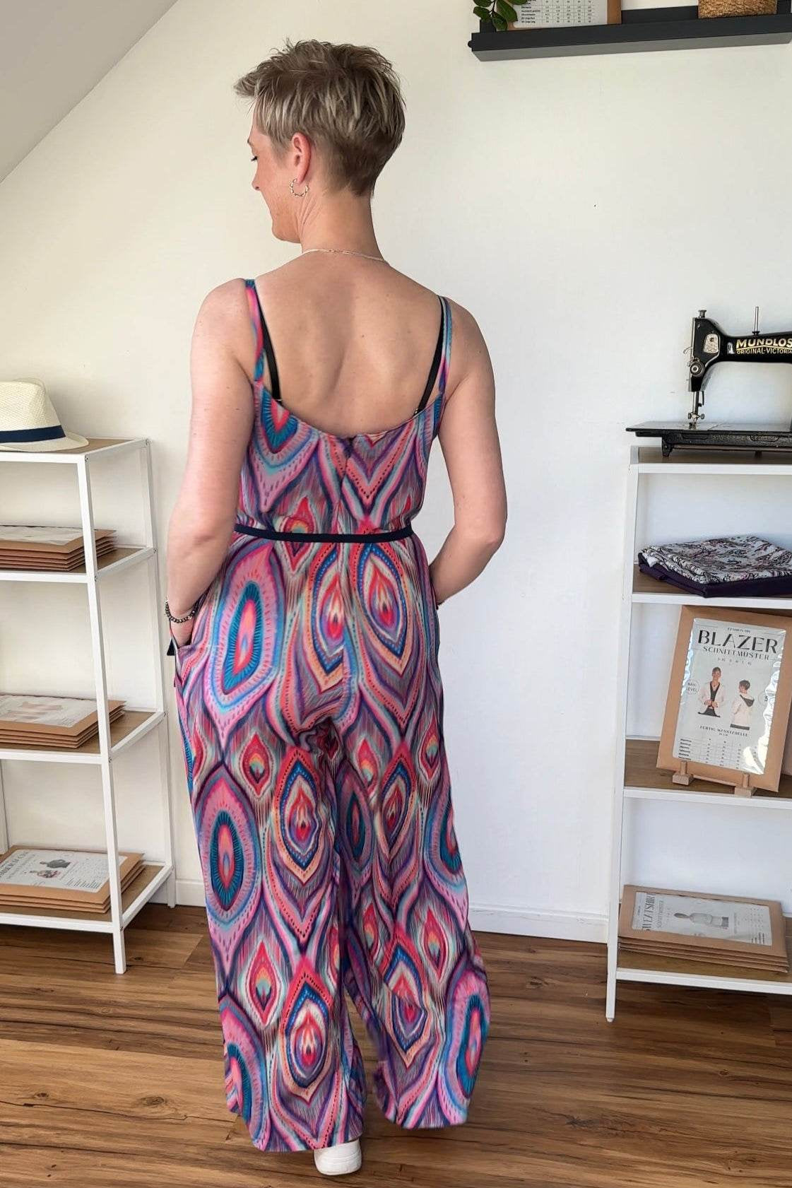 Jumpsuit mit Taillengürtel und weitem Bein - Sewando