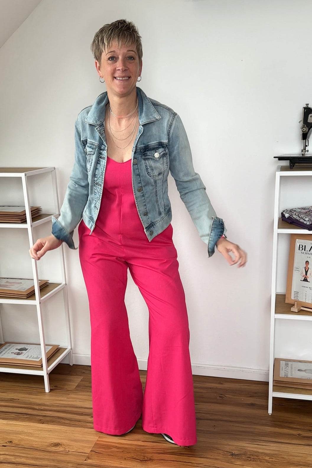 Jumpsuit mit Taillengürtel und weitem Bein - Sewando