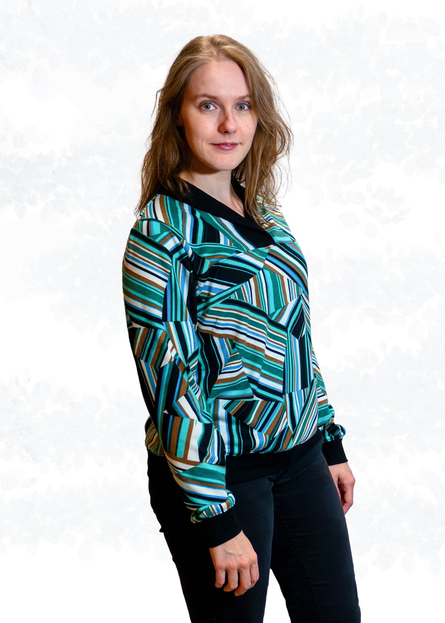 Kikyo – eleganter Pullover mit Wickelkragen Gr. 34-50 / BU 80-116 - Sewando