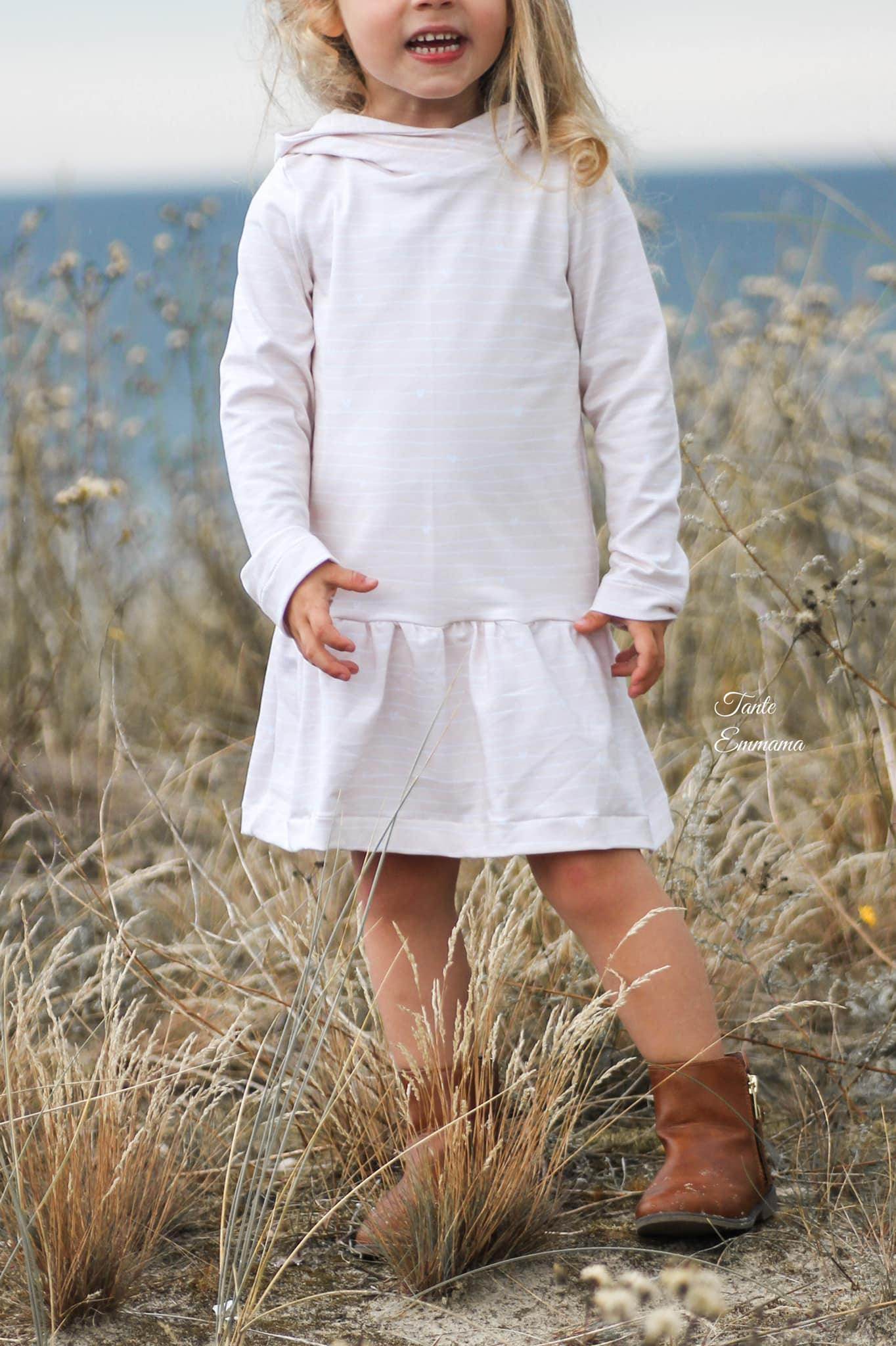 Kleid Jane – Schnittmuster für Kinderkleid & Tunika mit Kapuze Gr. 86-146 - Sewando