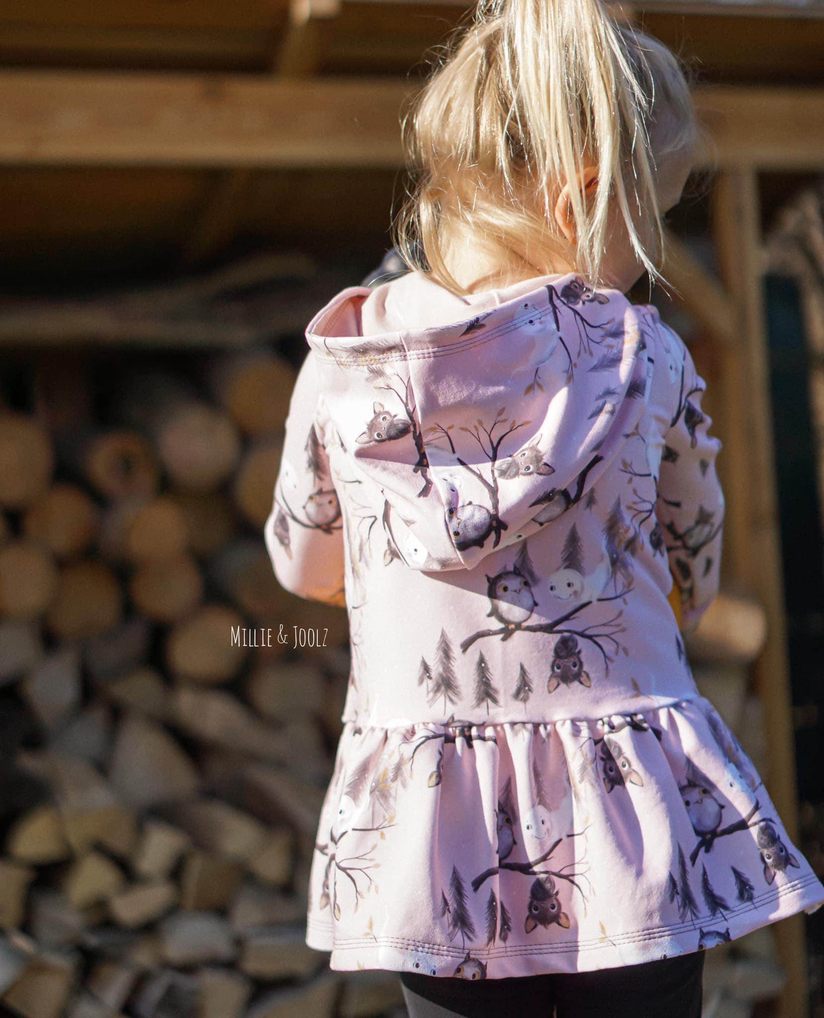 Kleid Jane – Schnittmuster für Kinderkleid & Tunika mit Kapuze Gr. 86-146 - Sewando