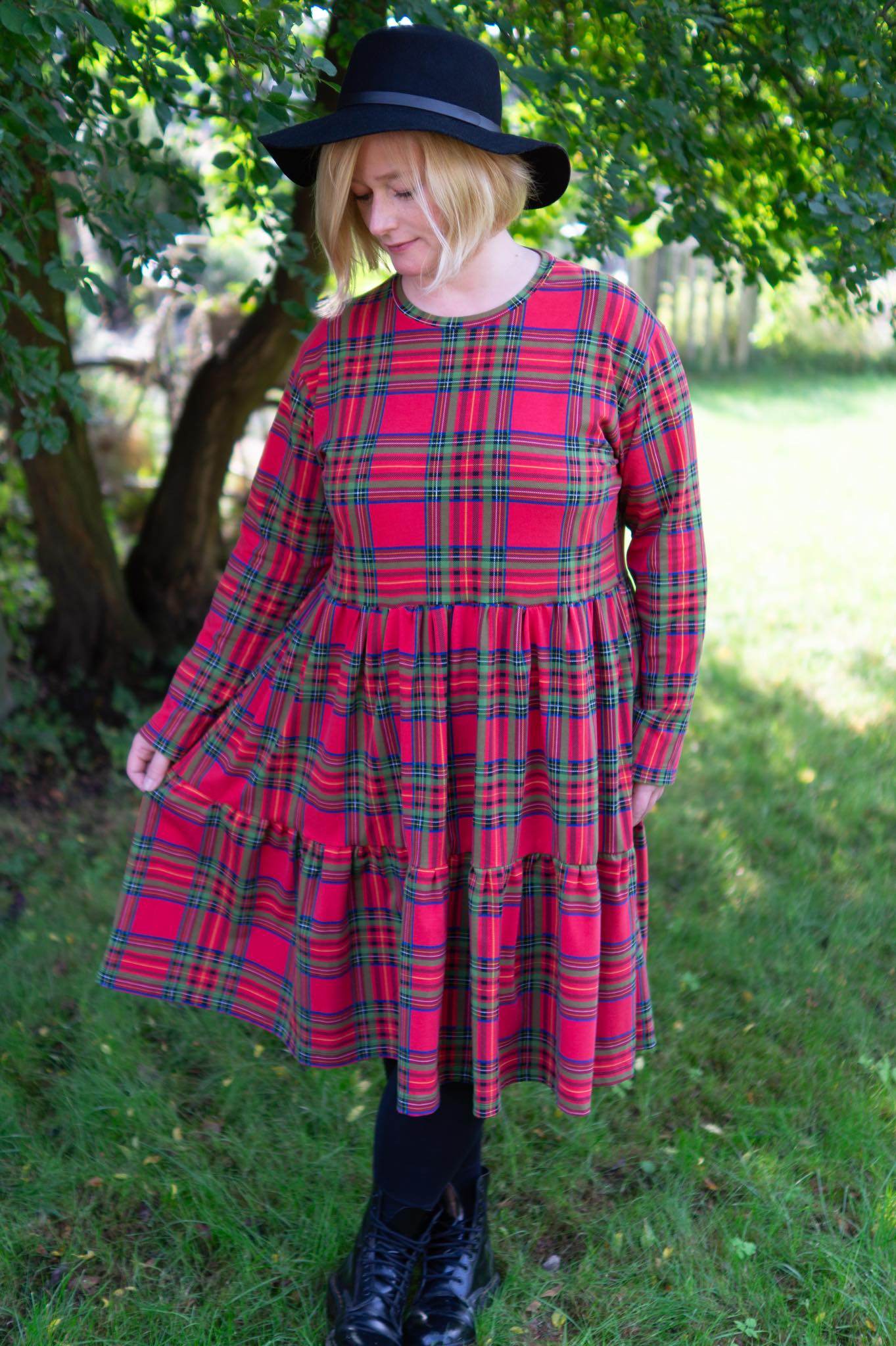 Schnittmuster Damenkleid Regnbue Mor Gr. 32-50 - Sewando