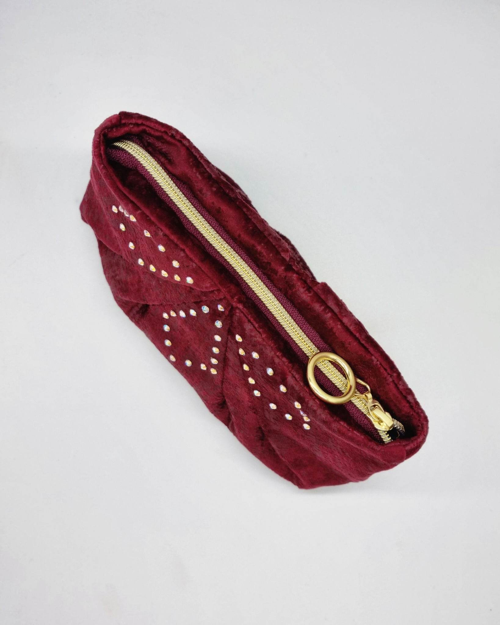 Schnittmuster Clutch Leni mit raffinierten Streifen - Sewando