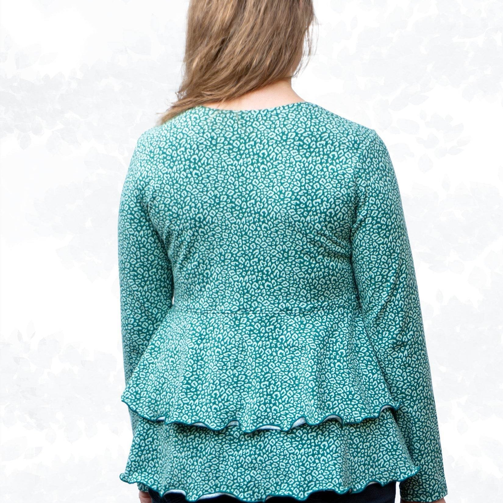 Schnittmuster Leonie – Stufenshirt mit Empire-Linie & ausgestelltem Saum Gr. 34-50 / Bu 80-116 - Sewando