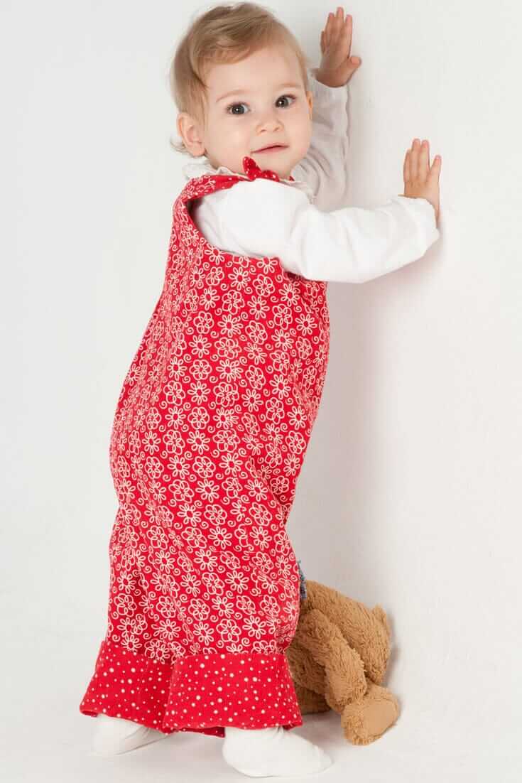 Lilli&BO Baby Latzhose mit Schleifen gefüttert Schnittmuster Ebook pdf Schnittmuster PDF Ebook download Patternforkids 