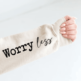 Plotterdatei Love more Worry less | Ärmeldesign SVG PNG | Statement Spruch | - Sewando