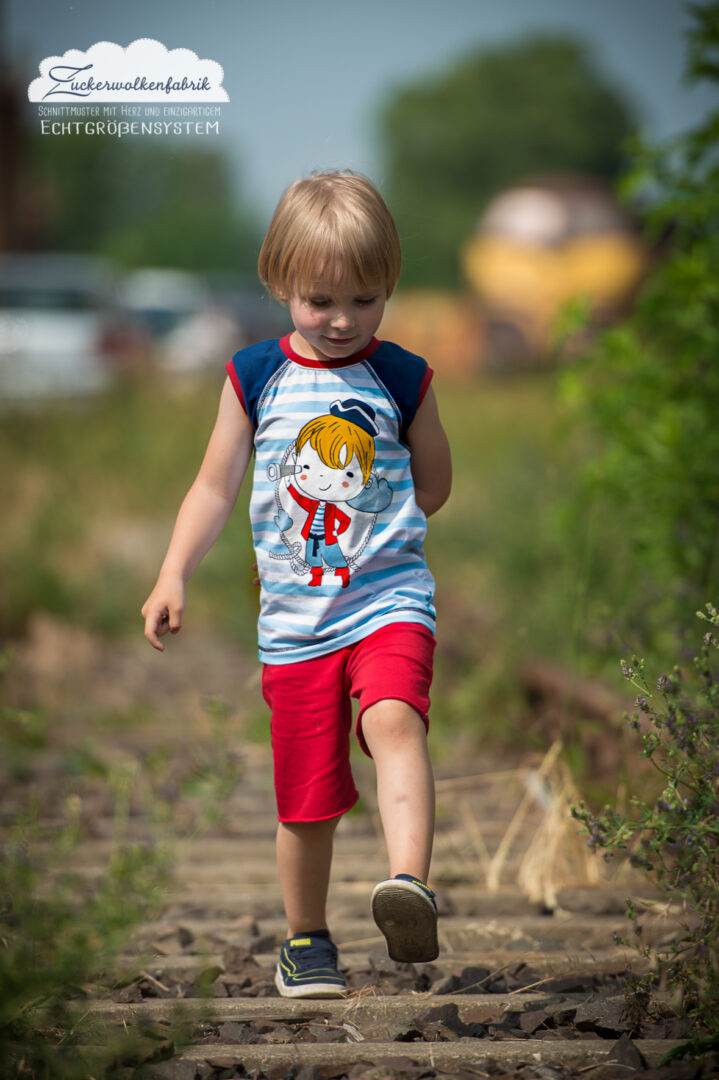 Sommer-Outfitset Gr. 110-140 Bermuda (3 Längen) & wandelbares Top/ Shirt / 2 Schnittmuster - Sewando