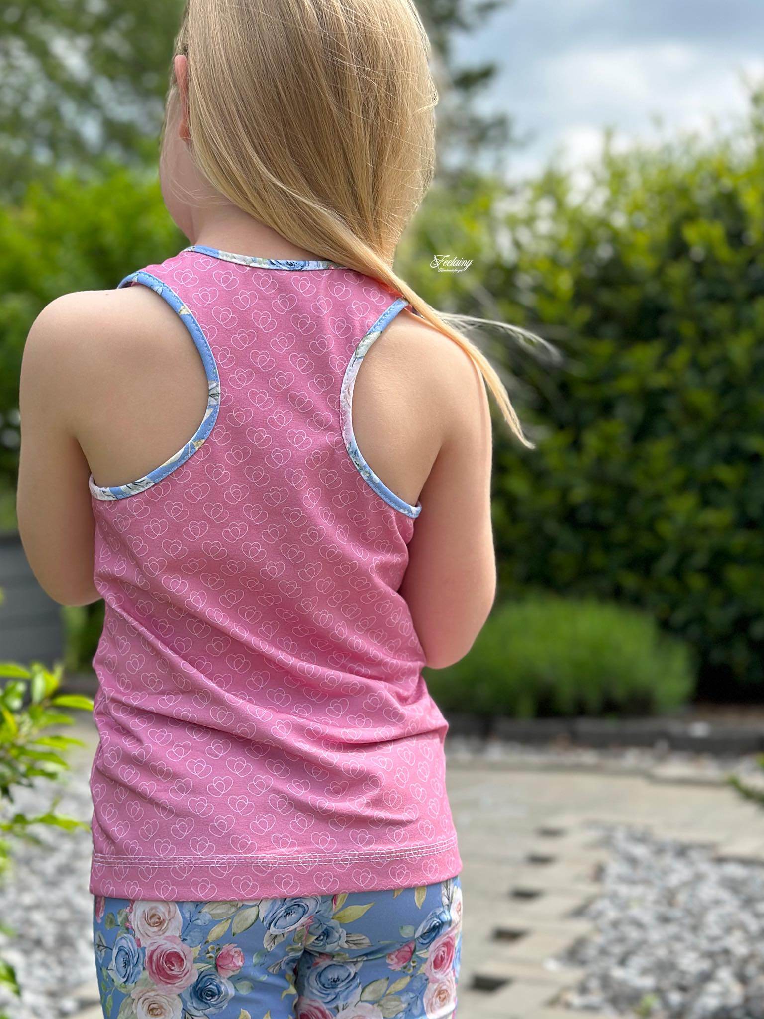 Schnittmuster Racerback Tanktop Lia für Mädchen Gr. 92-164 - Sewando