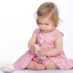 Schnittmuster Download – Mädchen Pinafore Kleid – Digitales PDF-Format – Komplette Anleitung – Rüschen-Design – Gefüttertes Oberteil – Baby- & Kleinkindgrößen – Einfacher Projektleitfaden – Druckbares Format – Mehrere Größen enthalten