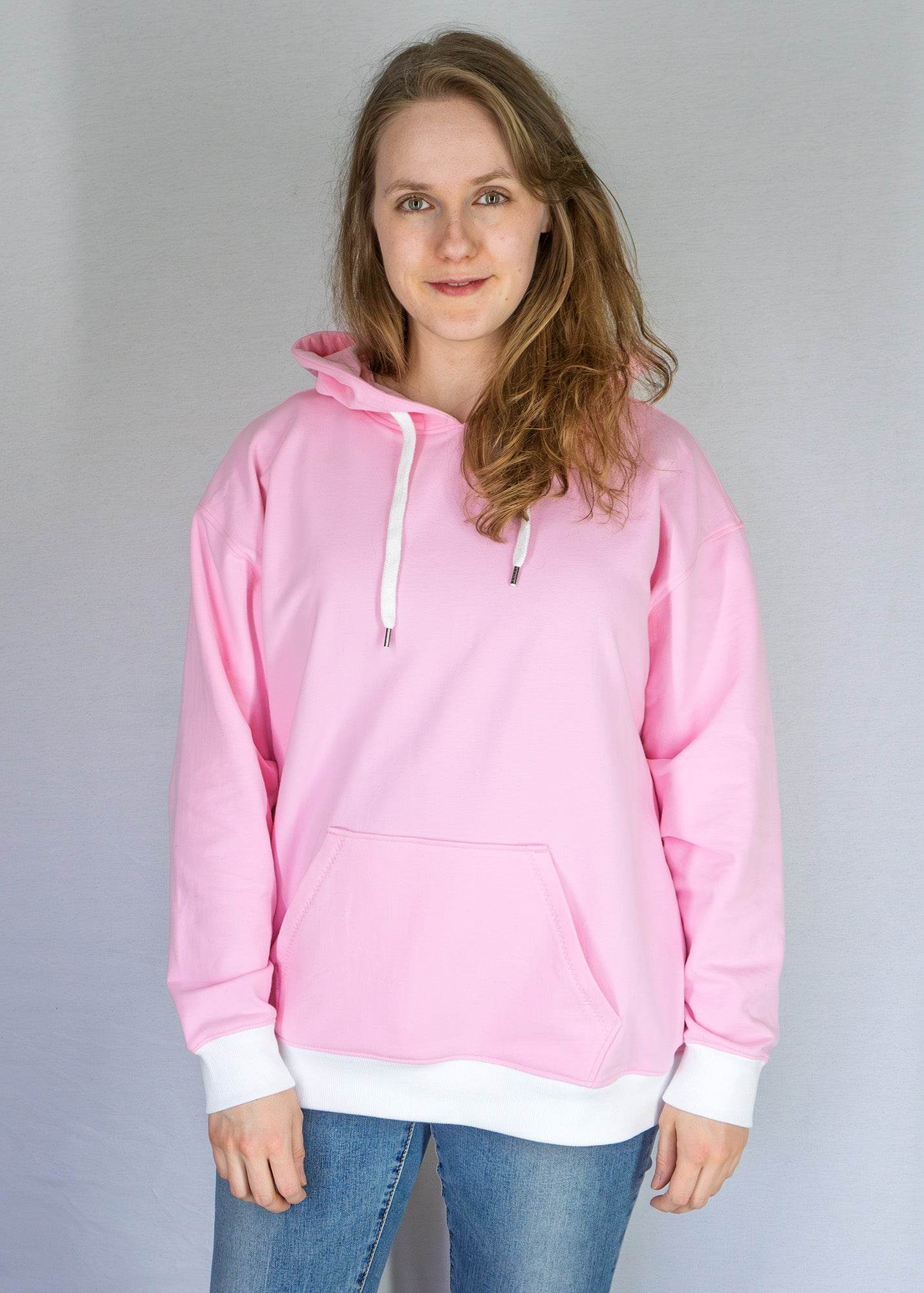 Schnittmuster Mika – Oversize Hoodie & Sweater mit Kapuze oder Bündchen Gr. 34-50/ Bu 80-116 - Sewando