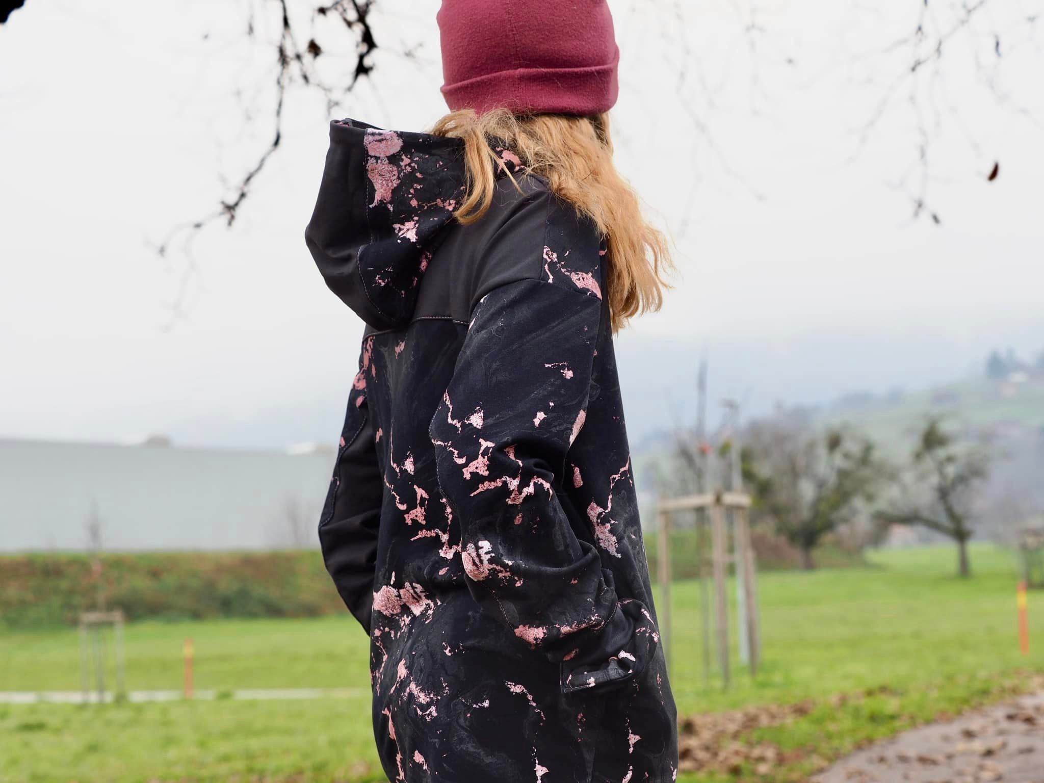 Schnittmuster Hoodie Hoodiekleid Lille Lys Gr. 64-164 - Sewando