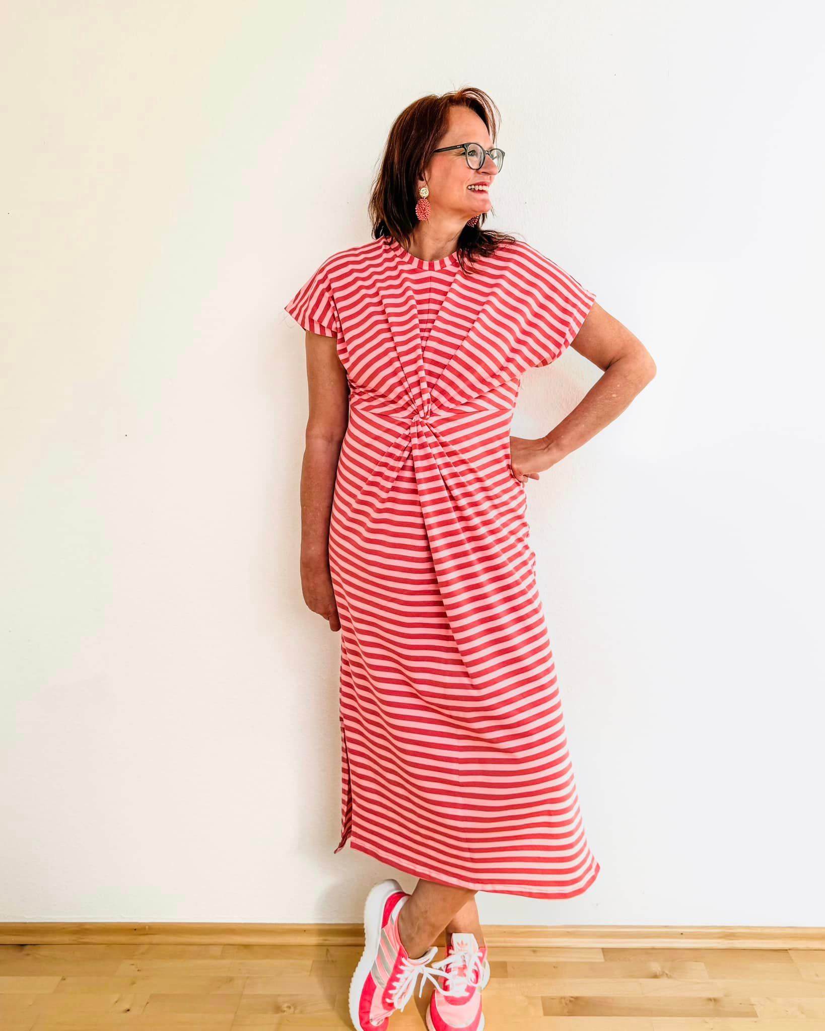 Schnittmuster Kleid Dreje Gr. 32-50 - Sewando