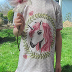 Schnittmuster timtom No.33 Shirt mit Vokuhila-Saum und optionalen Strick- oder Häkeldetails Gr.86-128 - Sewando