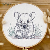 Stickdatei Wombat Set mit 7 Größen ab 10x13, Scribble Stickdesign