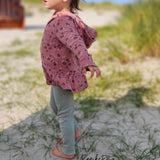 Schnittmuster Kelda Kapuzenpulli mit Rüschen für Mädchen Gr 98 bis 134 - Sewando