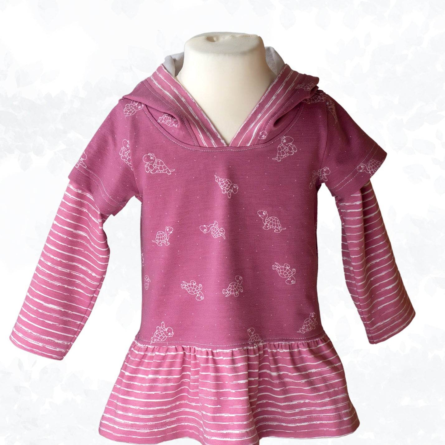 Schnittmuster Olivia – Sweatkleid oder Longshirt mit Kapuze Gr. 86-158 - Sewando