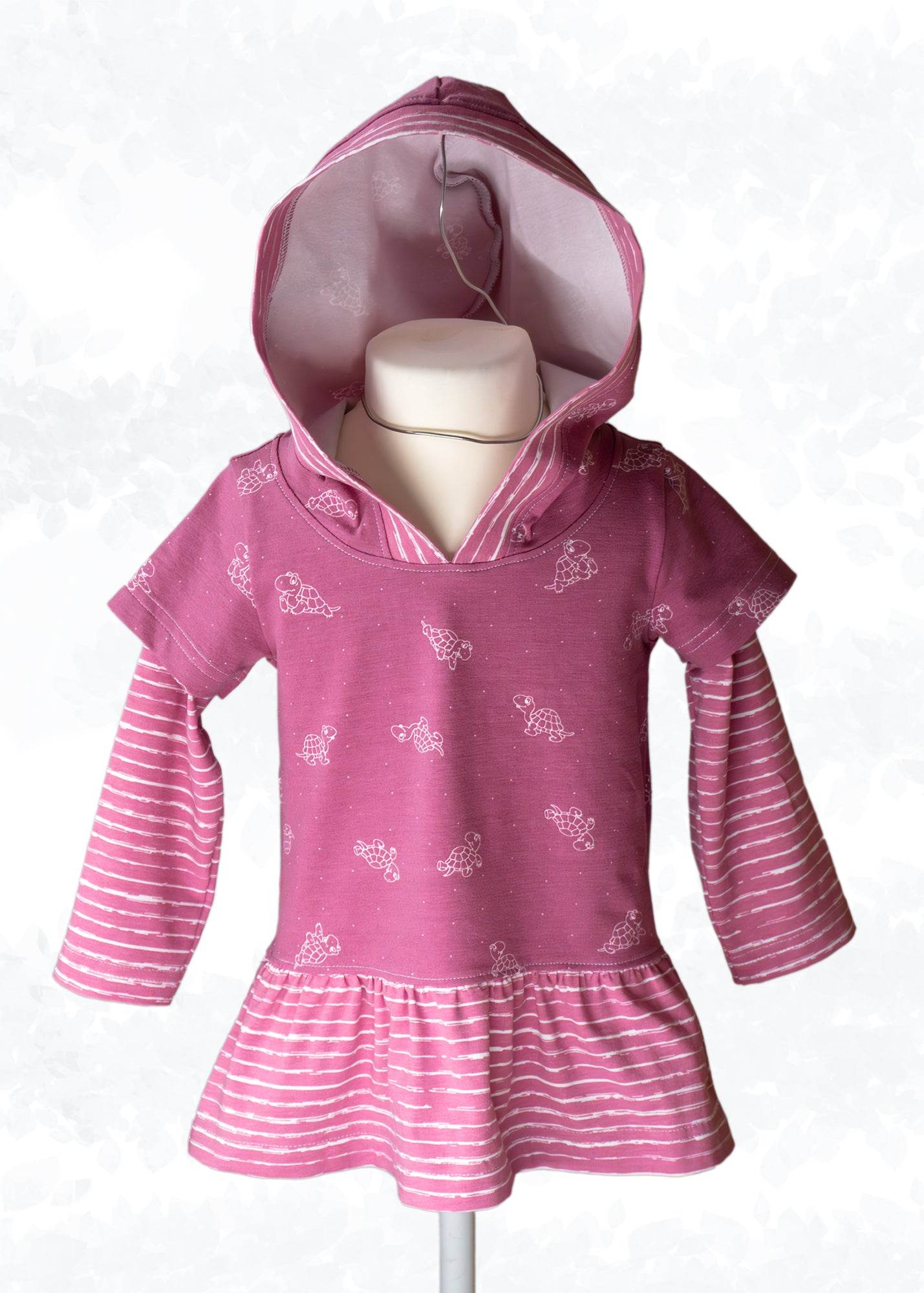 Schnittmuster Olivia – Sweatkleid oder Longshirt mit Kapuze Gr. 86-158 - Sewando
