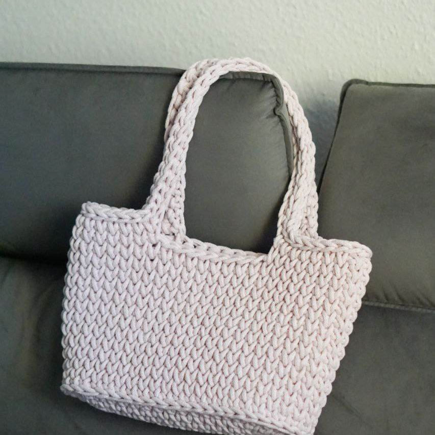 Häkelanleitung für eine Tasche - Sewando