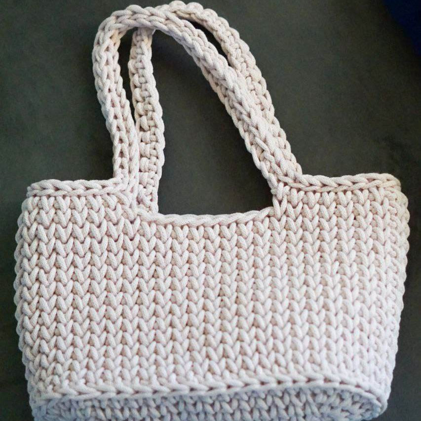 Häkelanleitung für eine Tasche - Sewando