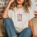 Plotterdatei Positive Vibes – fröhliches Lettering-Design für Shirts, Taschen & Deko - Sewando