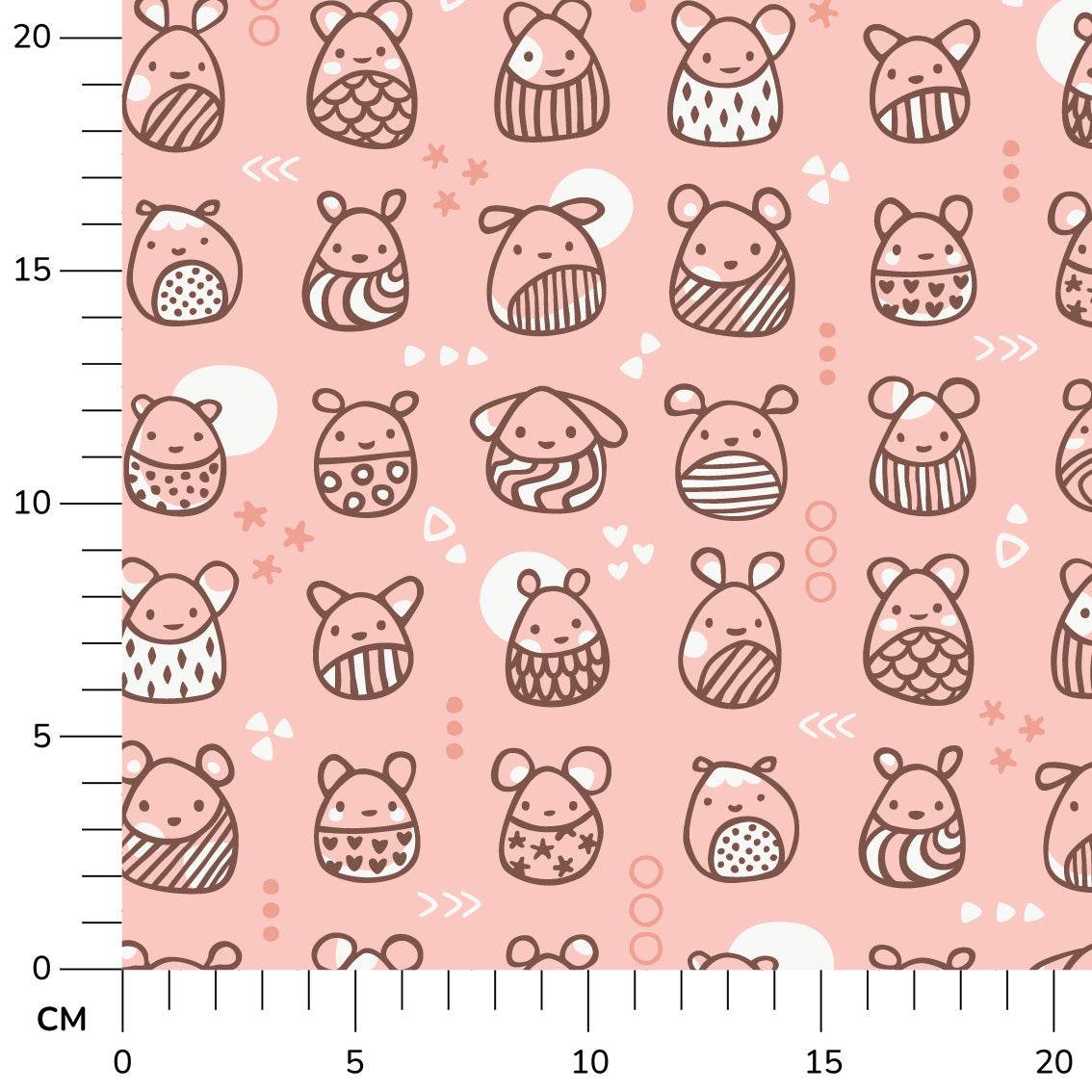 Stoffdesign: Knuddelbande – nahtloses Muster in Reihen in braun, weiß auf rosa Hintergrund - Sewando