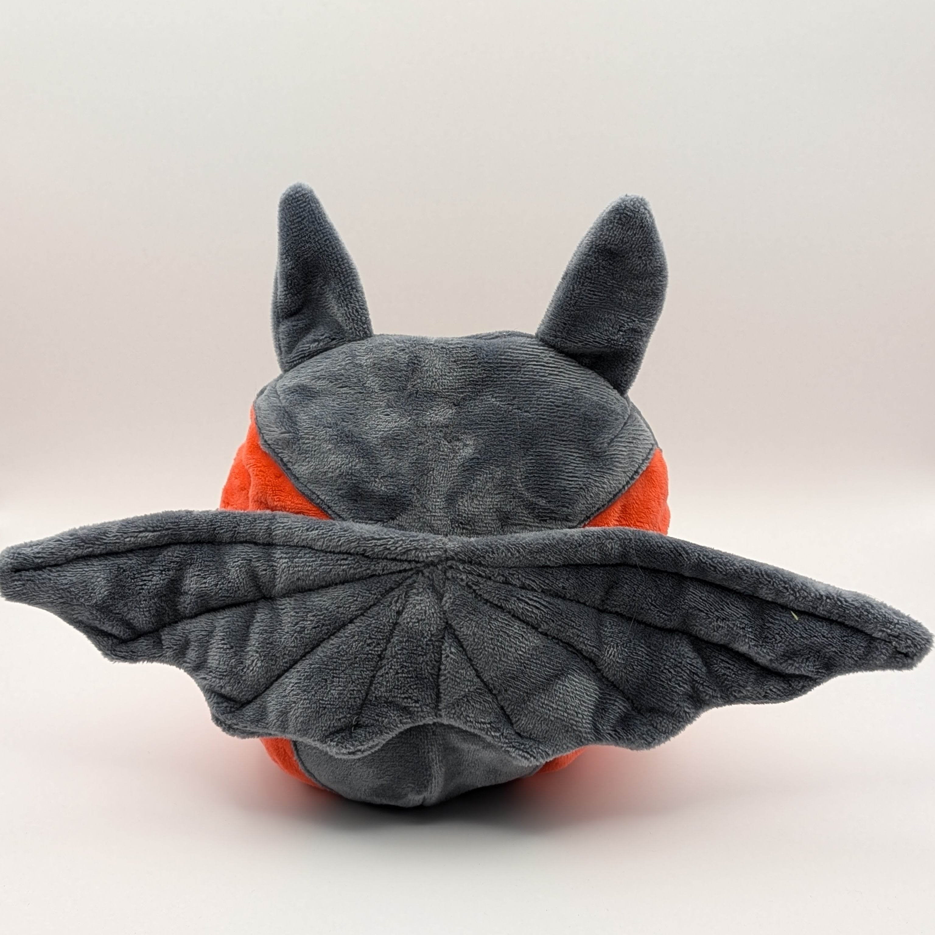 Starterset Wendekuscheltier Fledermaus Level 1 und Vampir Level 3 - Sewando