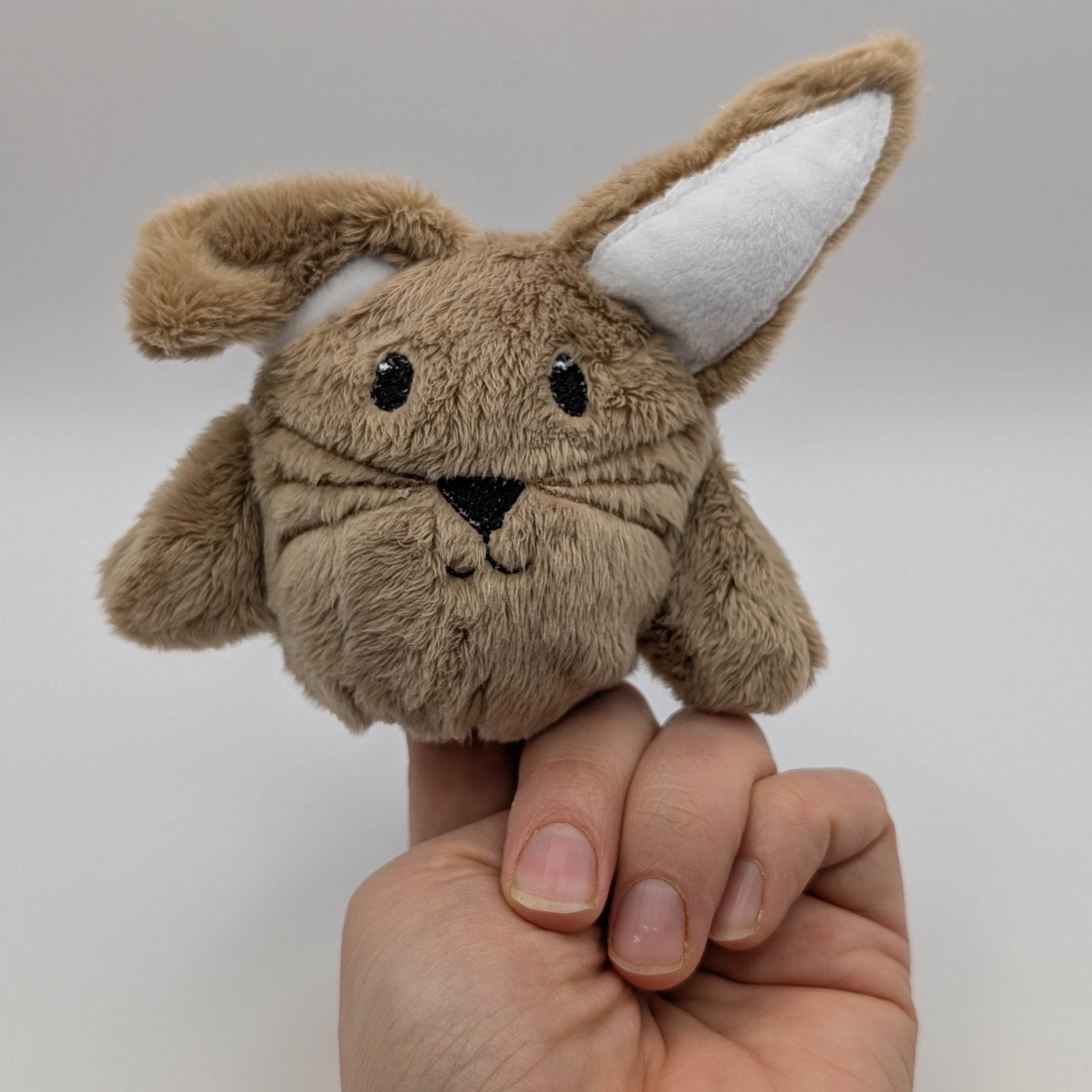Hase Fingertier - Nähanleitung und Schnittmuster inklusive Stickdateien - Sewando