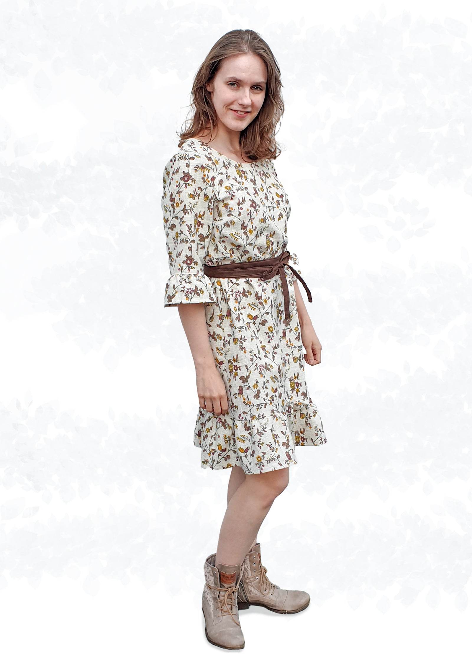 Schnittmuster Sarah – Lockeres Leinenkleid oder Tunika mit Saumrüschen Gr. 34-50 / BU 80-116 - Sewando