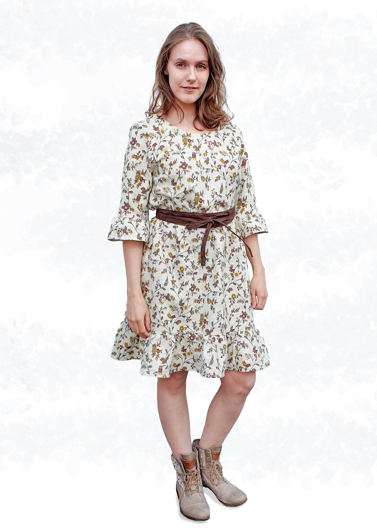 Schnittmuster Sarah – Lockeres Leinenkleid oder Tunika mit Saumrüschen Gr. 34-50 / BU 80-116 - Sewando