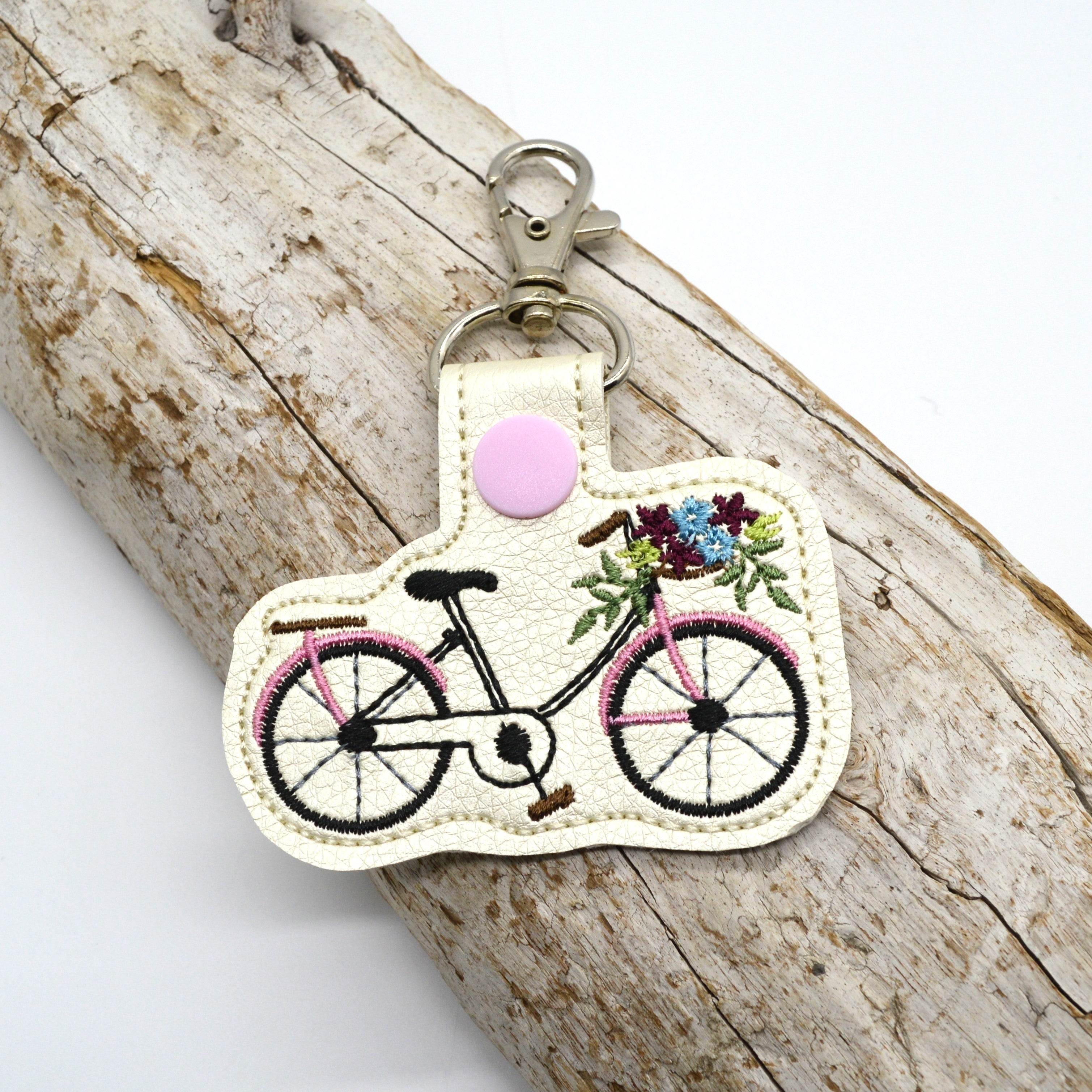 Stickdatei ITH Fahrrad Schlüsselanhänger Blumen - Sewando