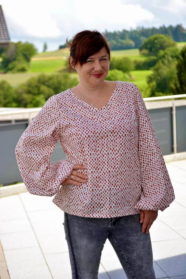 Schnittmuster Bluse mit Ballonärmeln PETUNIA (34-58) : - Sewando