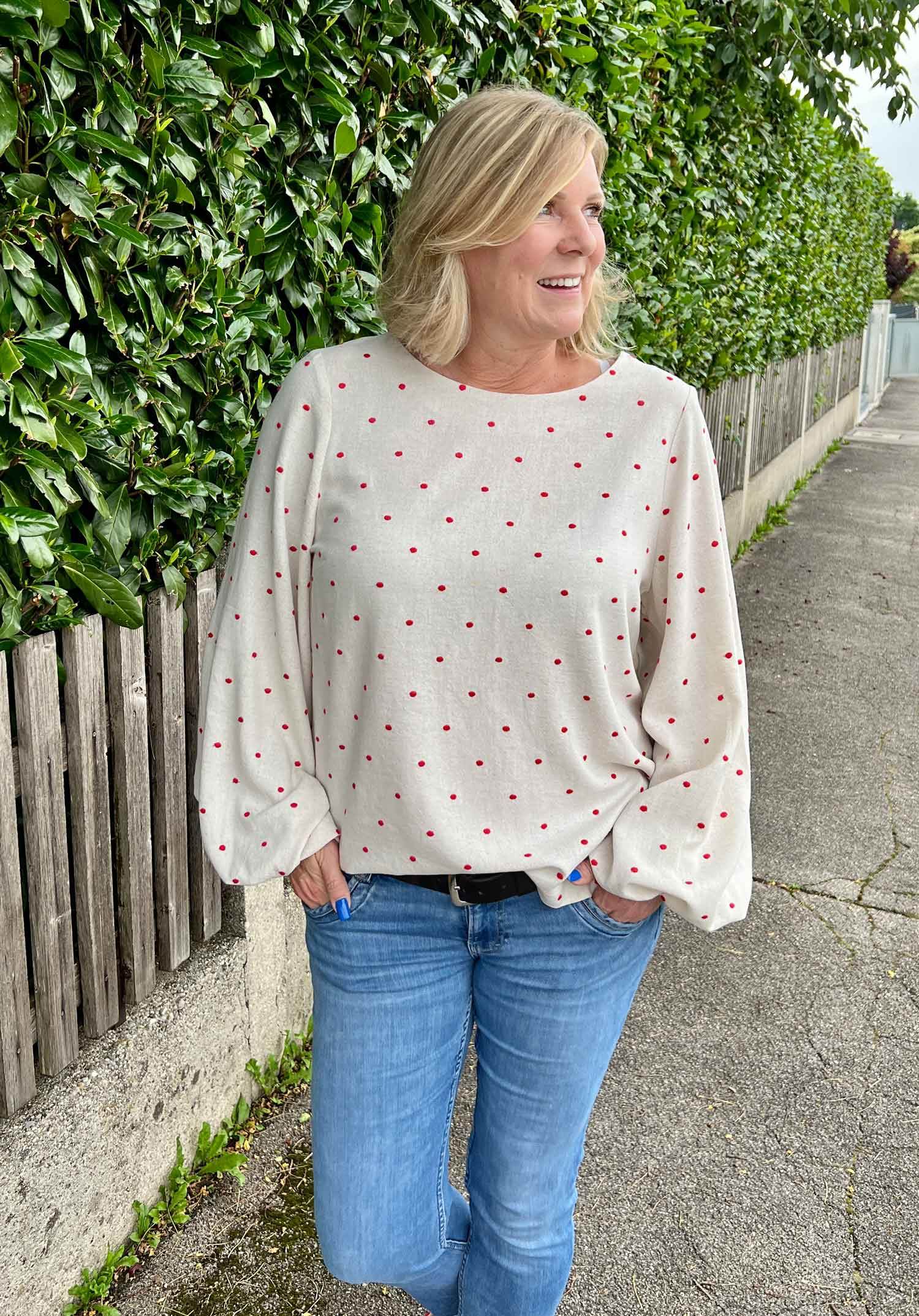 Schnittmuster Bluse mit Ballonärmeln PETUNIA (34-58) : - Sewando