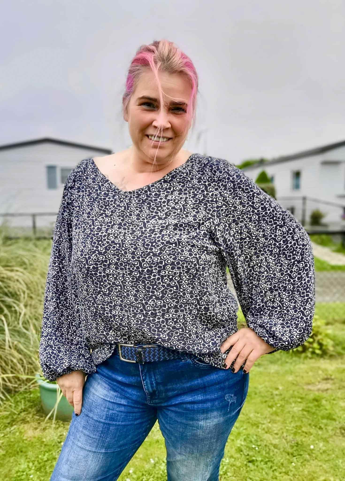 Schnittmuster Bluse mit Ballonärmeln PETUNIA (34-58) : - Sewando