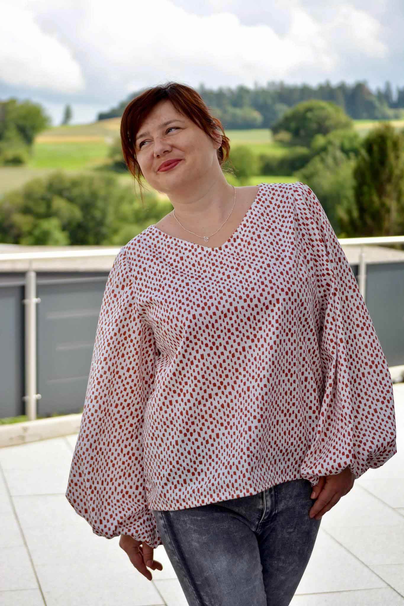 Schnittmuster Bluse mit Ballonärmeln PETUNIA (34-58) : - Sewando