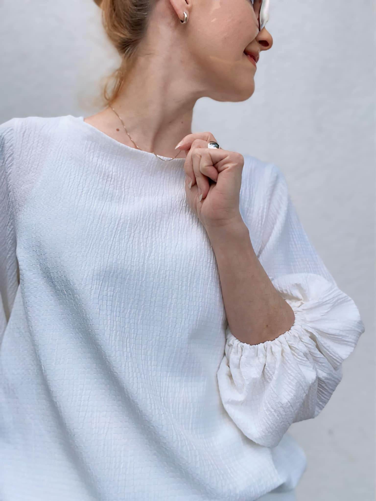 Schnittmuster Bluse mit Ballonärmeln PETUNIA (34-58) : - Sewando