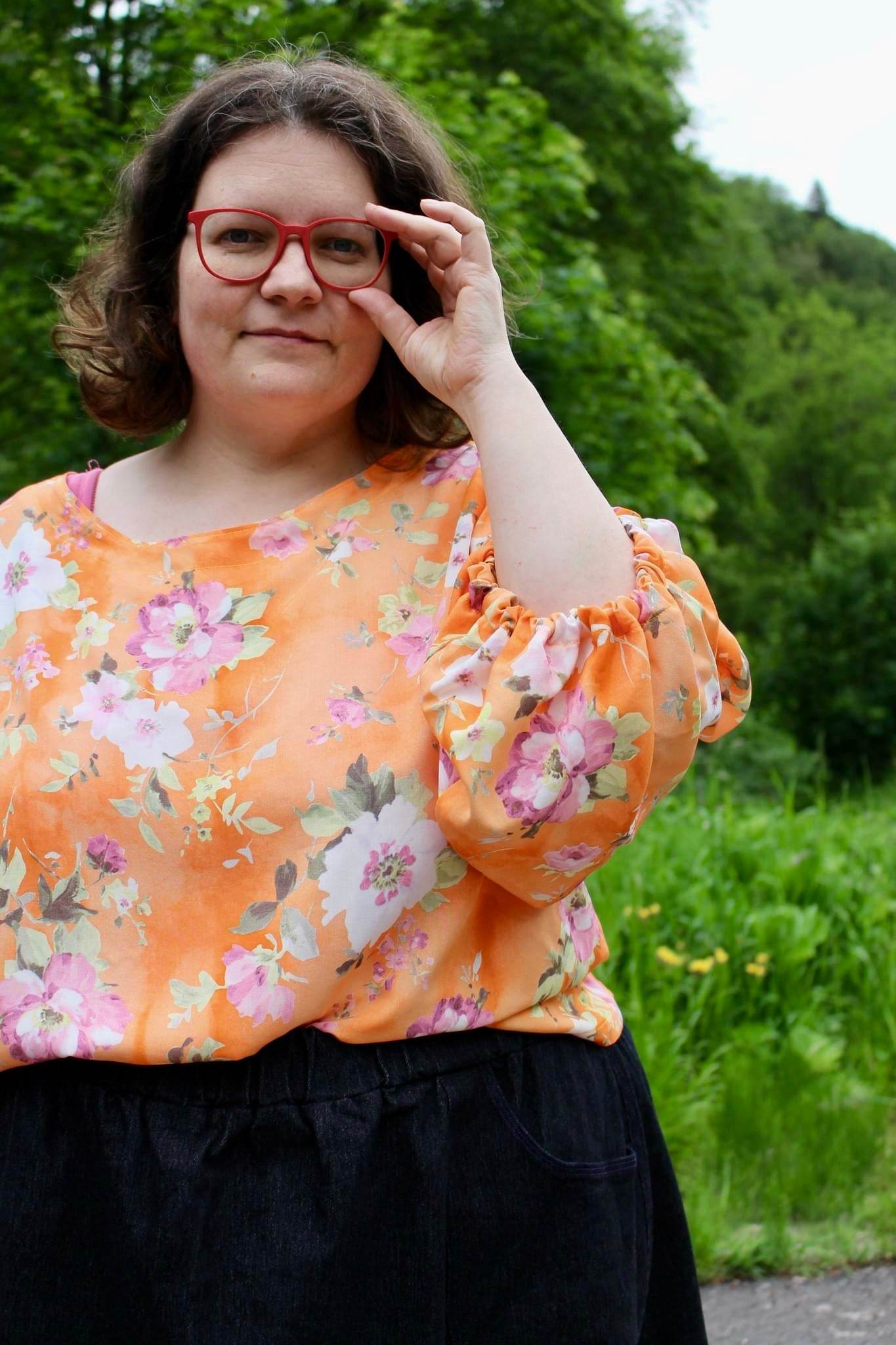 Schnittmuster Bluse mit Ballonärmeln PETUNIA (34-58) : - Sewando