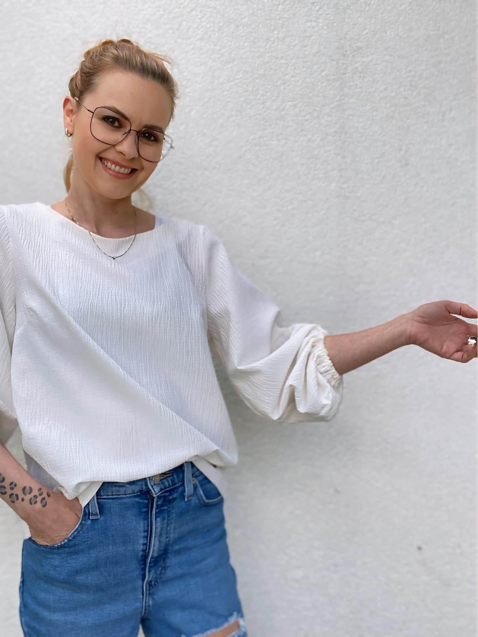 Schnittmuster Bluse mit Ballonärmeln PETUNIA (34-58) : - Sewando