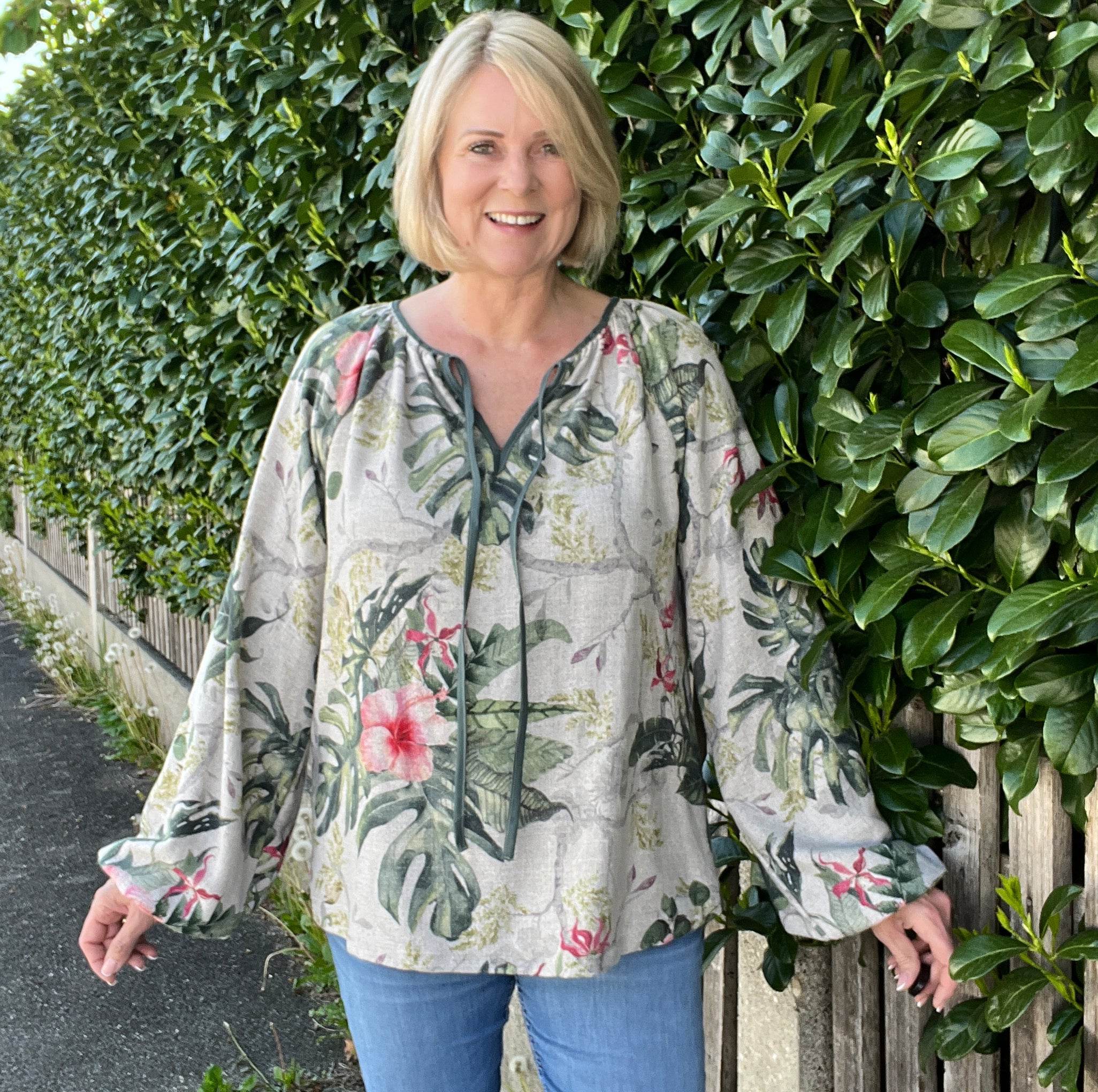 Schnittmuster Bluse, Tunika, Kleid im Folklore Stil LANTANA (34-58) - Sewando