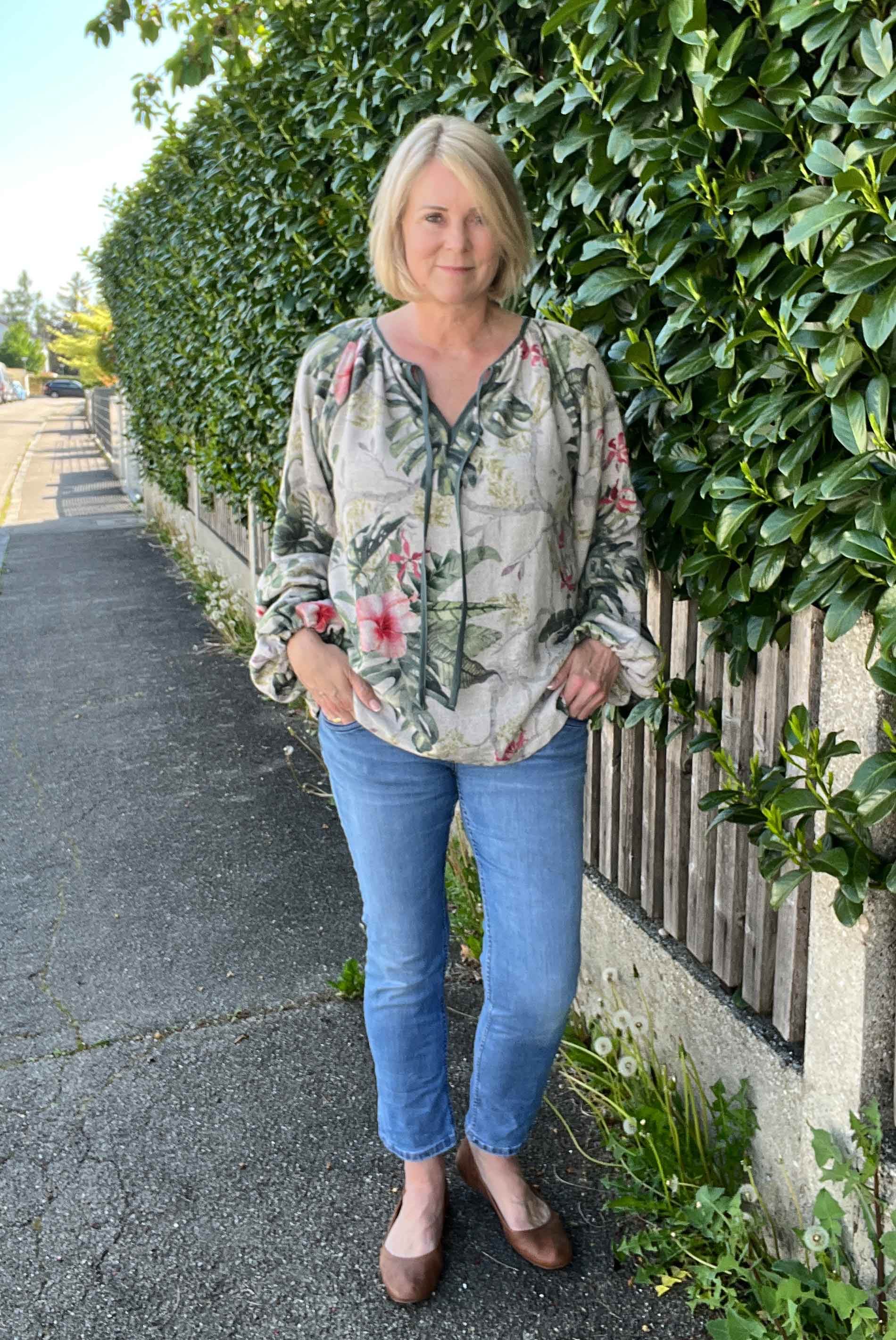 Schnittmuster Bluse, Tunika, Kleid im Folklore Stil LANTANA (34-58) - Sewando