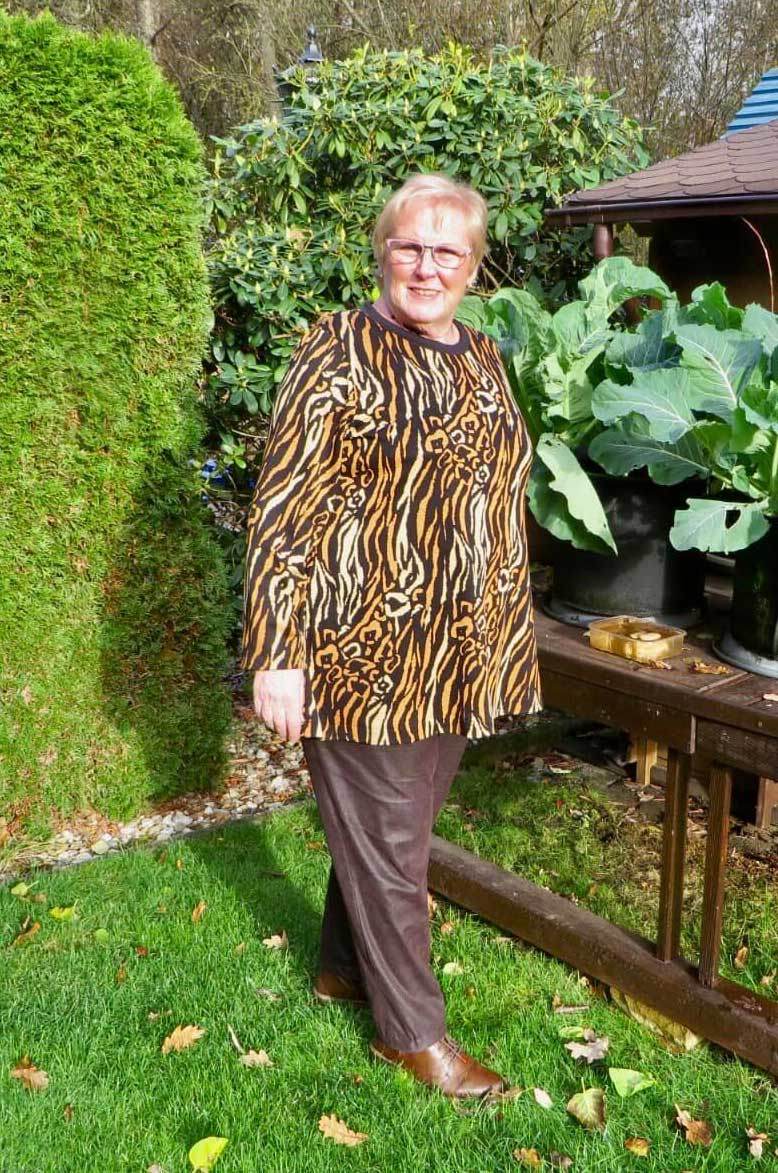 Schnittmuster Kleid Tunika A-Linie DELICIA CURVY (46-60) : - Sewando